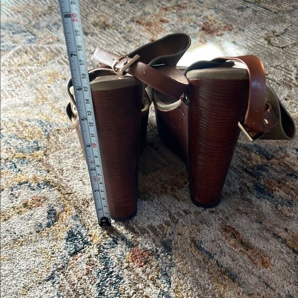 Soda Taupe wedge Sandals - Picture 5 of 6